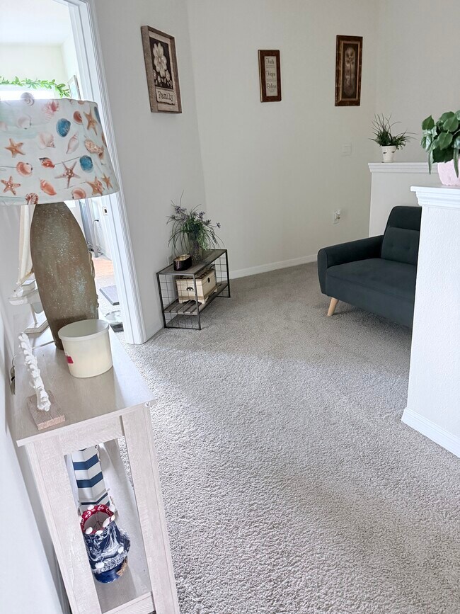 Foto del edificio - 2729 Golden Trout Ln