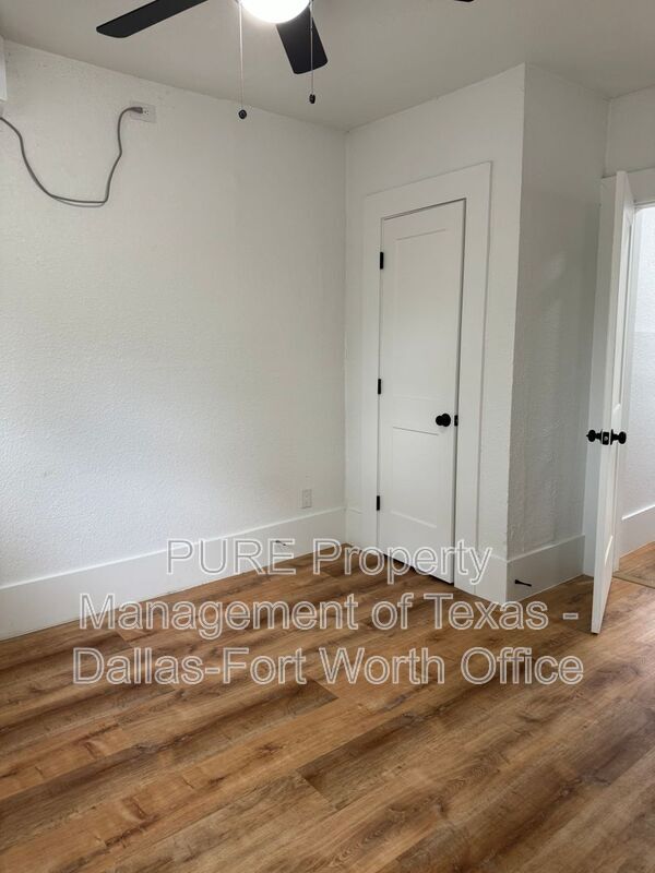 Building Photo - 1208 Hawthorne Ave