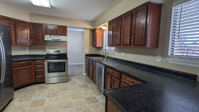 Photo - SPACIOUS TWO STORY 3 BED/2.5 BATH WITH FENCED BACKYARD IN CUL-DE-SAC! House