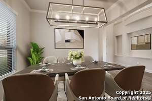 Foto del edificio - 8023 Platinum Ct