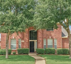 Building Photo - 1631 Clarke Springs Dr