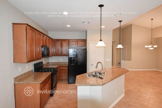 Foto del edificio - 8124 Chimney Bluff St