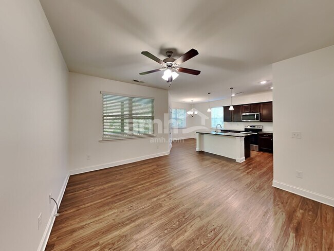 Building Photo - 2461 Napa Valley Dr