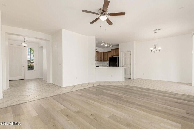 Building Photo - 15429 W Ventura St