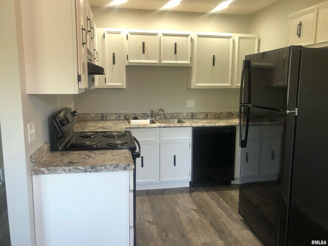 Foto del edificio - 4933 Jersey Ridge Rd