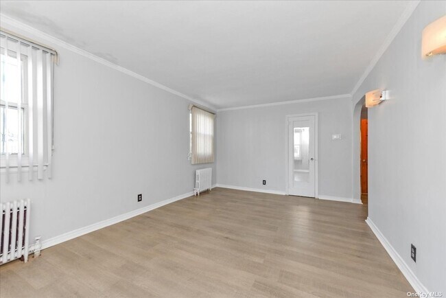 Building Photo - 218-88 98th Ave