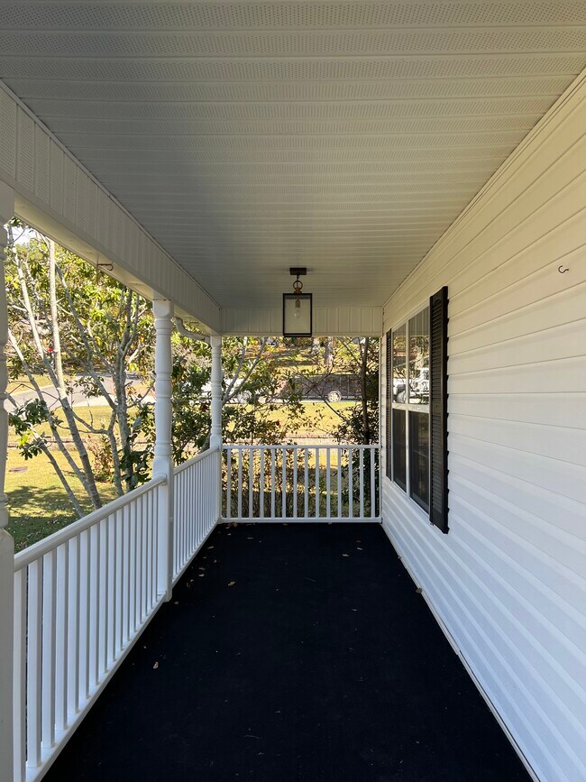 Building Photo - 117 S Kelle Leanne Ln SW