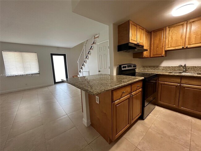 Foto del edificio - 2705 NE 9th Ave