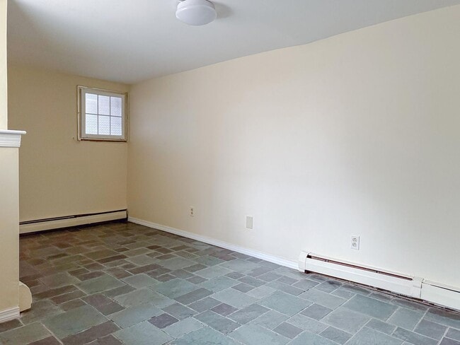 Building Photo - Renovated 1br in Mountain Community