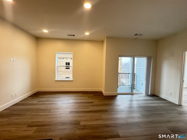 Foto del edificio - 414 Berlin Tpke