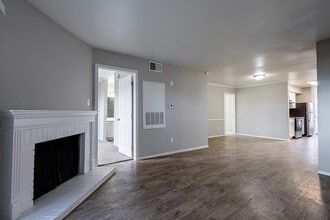 Building Photo - 1230 Farm to Market 1960 Bypass Rd E