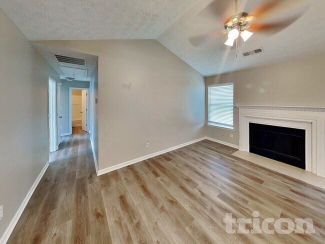 Building Photo - 118 Potomac Dr
