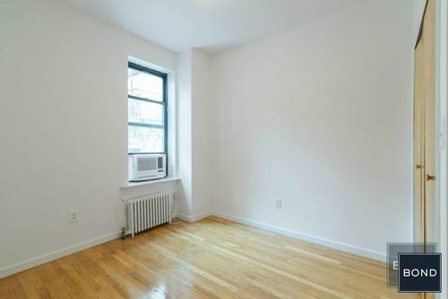 Building Photo - 150 E 91st St