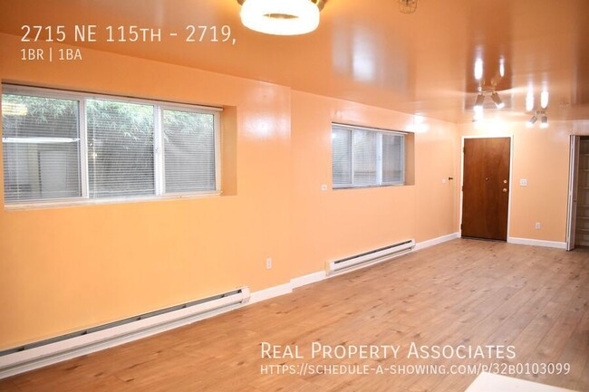 Building Photo - Spacious Apartment in Lake City