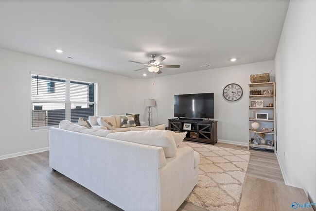 Building Photo - 27758 Whitechapel Ln