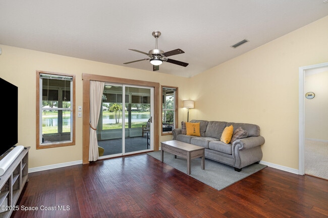Building Photo - 3623 Egret Dr