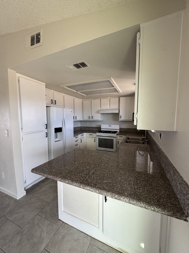 Foto del edificio - 19672 Neuralia Rd