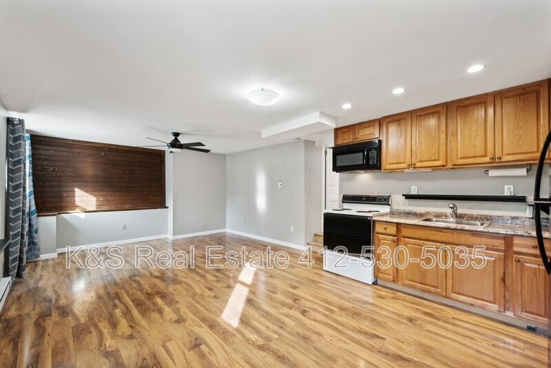 Photo - 9608 Frankstown Road - 3