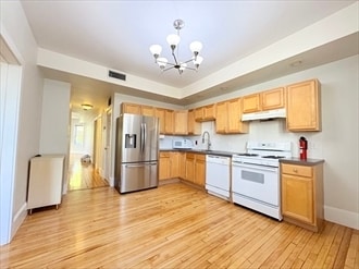 Building Photo - 367 Cardinal Medeiros Ave