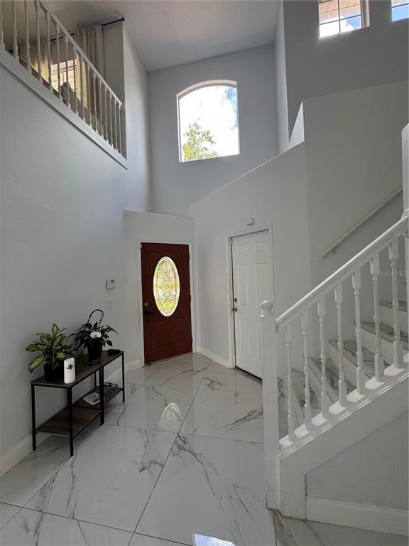 Foto del edificio - 2047 Meadow Pond Way