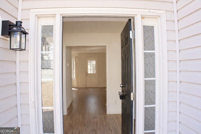 Foto del edificio - 1060 Grace Dr