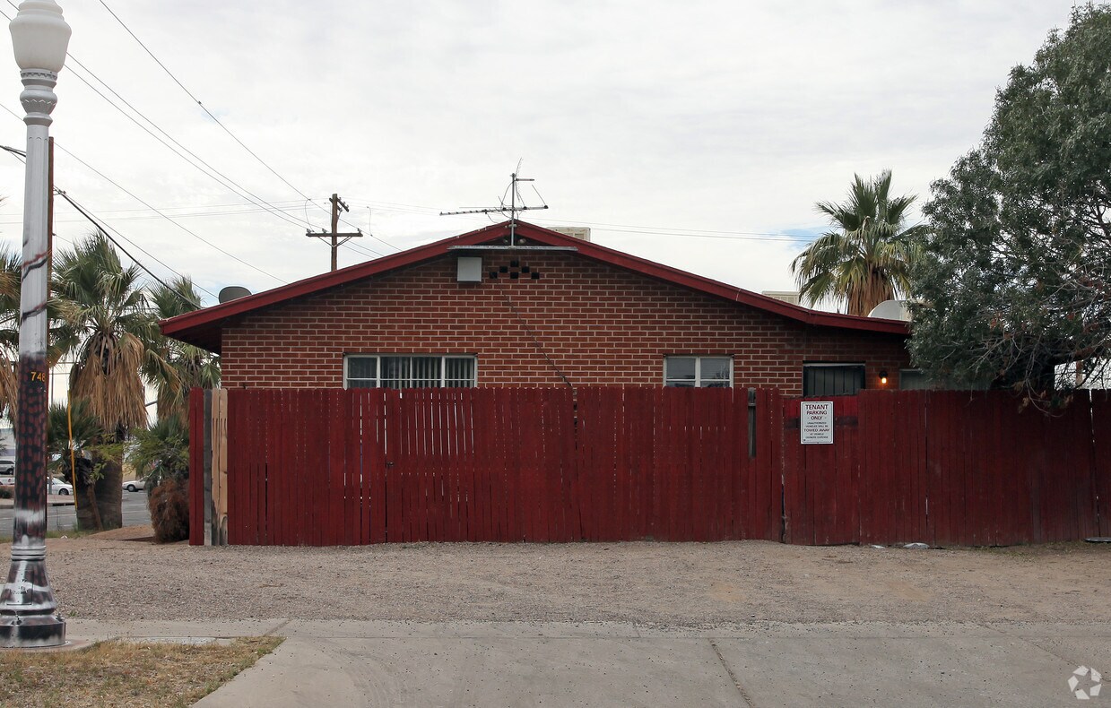 Foto del edificio - Euclid Apartments