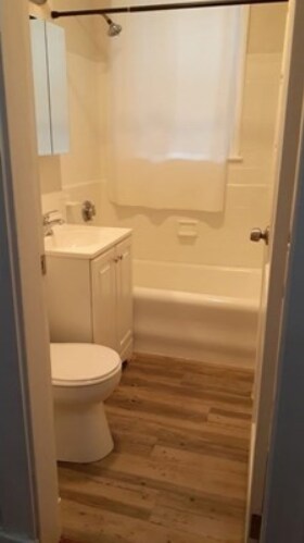 Building Photo - 120 Salem St