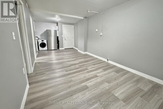Photo du bâtiment - 91-291 Thames St S