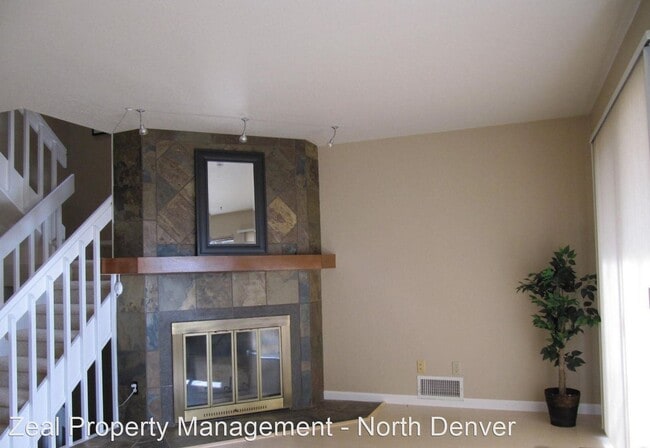 Building Photo - 2 br, 2.5 bath House - 4651 Dapple Lane Un...