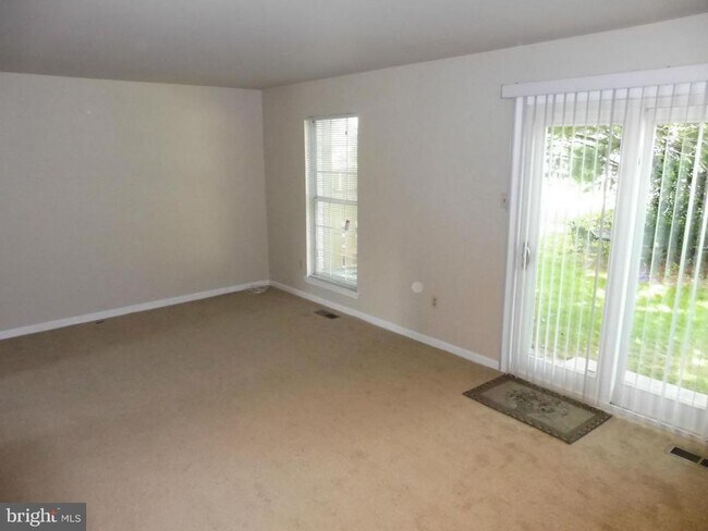 Building Photo - 3121 Benton Square Dr