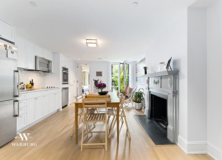 Primary Photo - 47 Sidney Pl