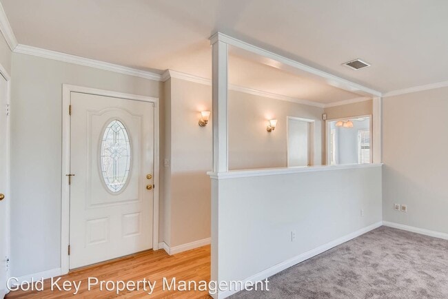 Building Photo - 3 br, 2 bath House - 8413 Lake Gaby Avenue