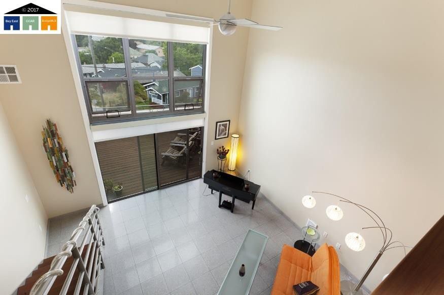 Living Room - 1001 46th St