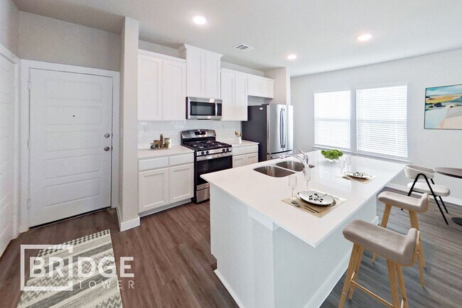 Foto del edificio - 75 Fern Ct