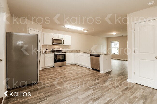 Building Photo - 169 Saddle Brooke Trce