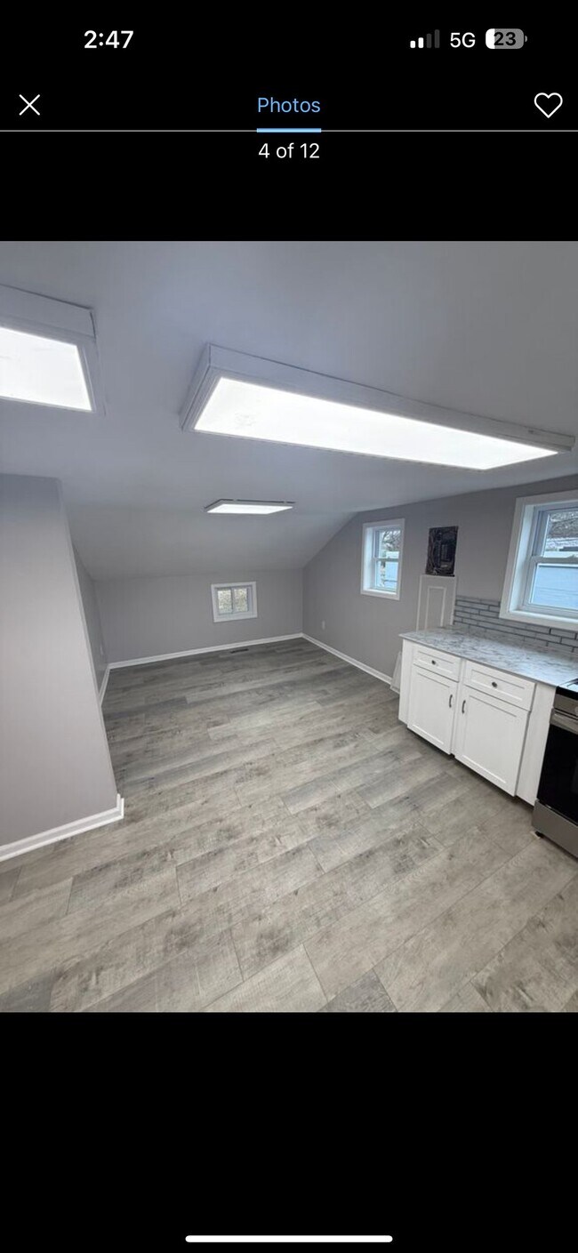 Foto del edificio - 9142 Main St