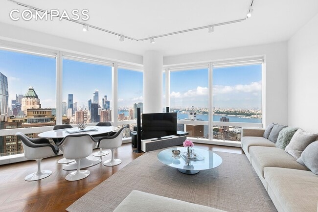 Building Photo - 25 Columbus Cir