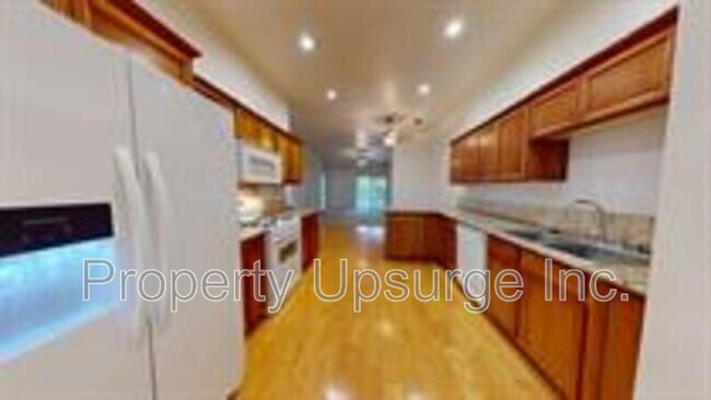 Building Photo - 3745 Silvario Ct