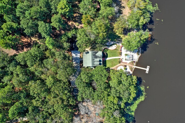 Foto del edificio - 189 Oakcrest Ln