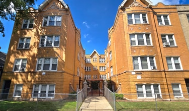 Building Photo - 834 N Massasoit Ave