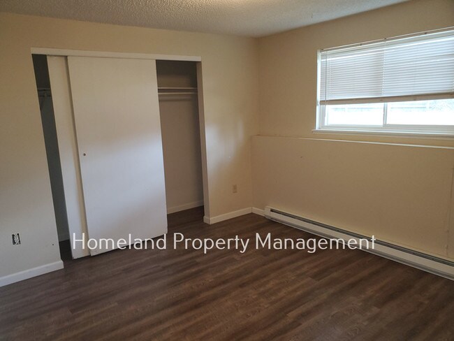Building Photo - 1 Bedroom Apartment in North Spokane