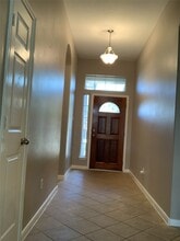 Building Photo - 12516 Rocky Cove Dr