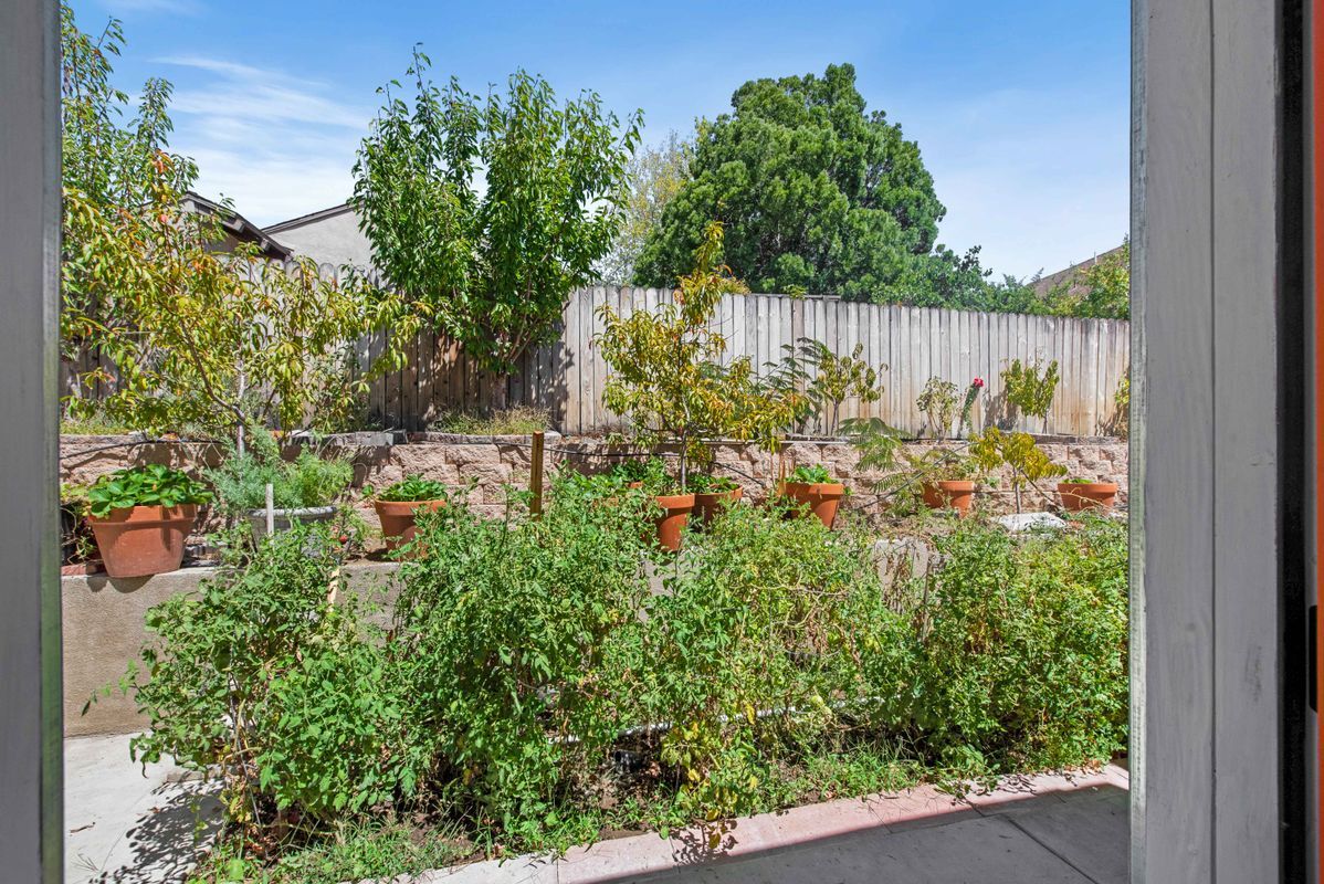 Foto principal - 3092 Saddleback Ct