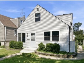 Building Photo - 35 46th Ave