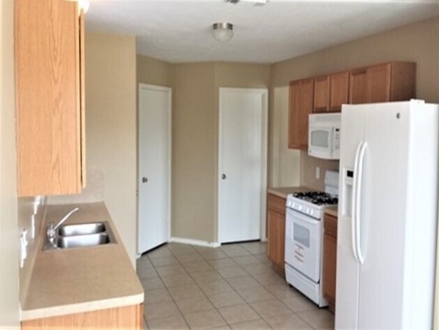 Foto del edificio - 3406 Chateaucrest Ct