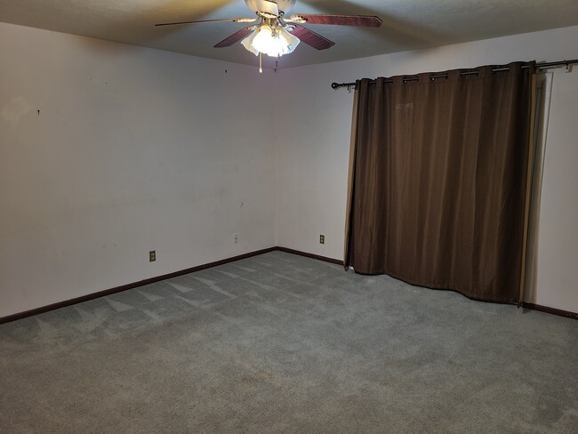 Sala de estar - 2611 27th St