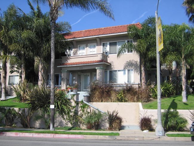 Building Photo - Belmont Heights Apartment