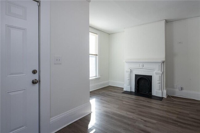 Foto del edificio - 406 Paines Ave NW