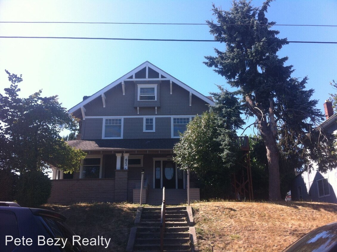 Building Photo - 621 NW Quincy Pl