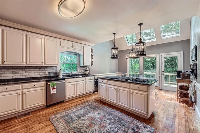 Building Photo - 110 Boulder Dr